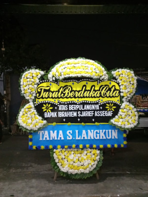 Papan Bunga Duka di Yapas
